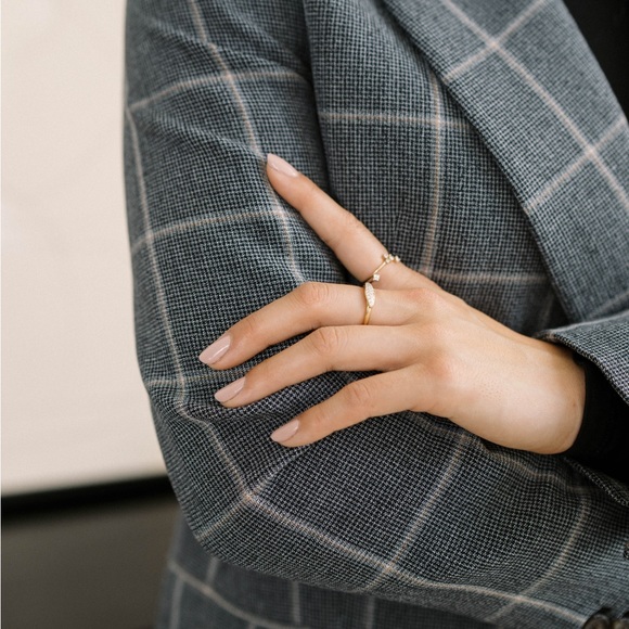 Aritzia Wilfred Margaux Blazer Size 4 - Picture 3 of 3